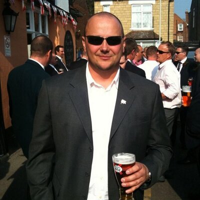 Profile Picture of Darren McKenna (@mckennasky) on Twitter