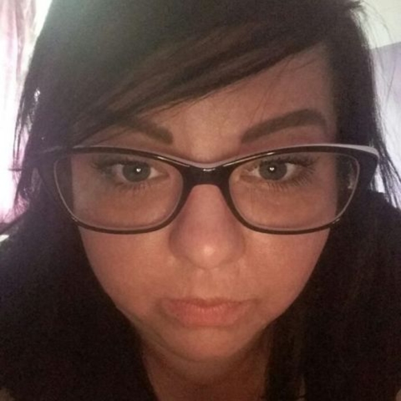 Profile Picture of Neringa Vainikoniene (@neringuucia) on Poshmark