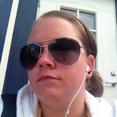 Profile Picture of Jeanette Larsen (@JeanLarsen) on Twitter