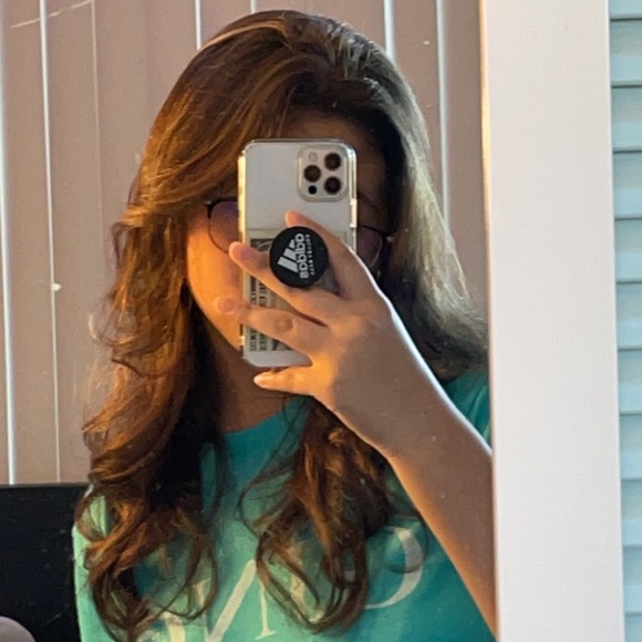 Profile Picture of Amelia Badamjav (@liafites) on Poshmark