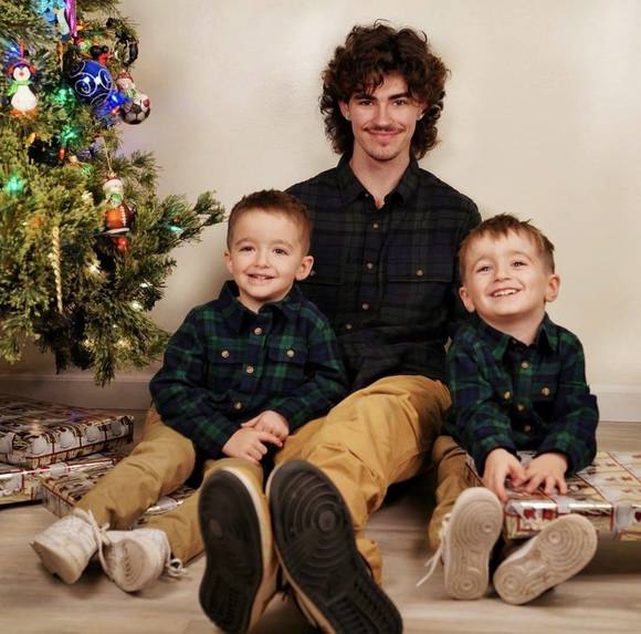 Profile Picture of Erica Mahar (@boymom0317) on Poshmark