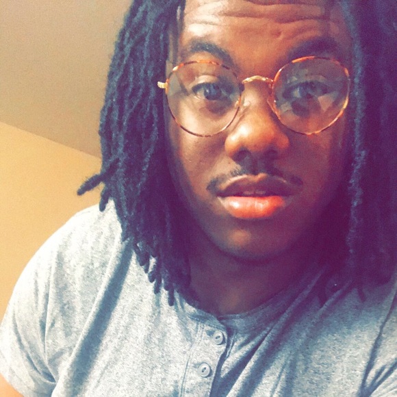 Profile Picture of Jamal Ross (@jamalr9109) on Poshmark