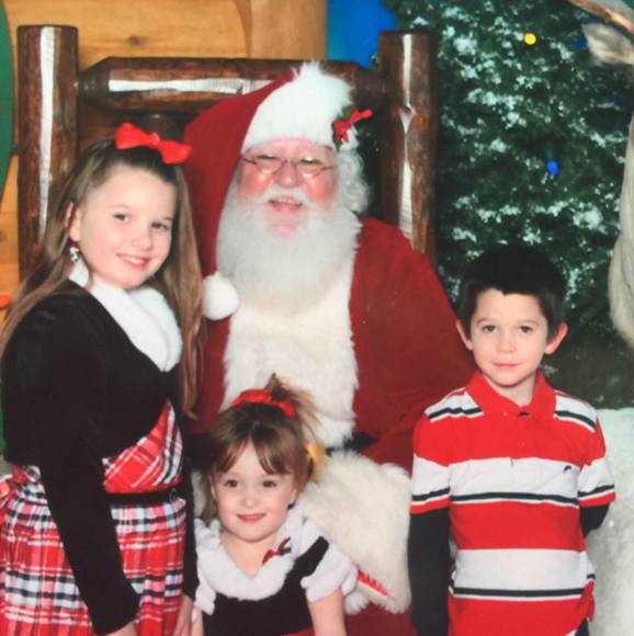 Profile Picture of Kim Bowser (@haleysbubbe) on Poshmark