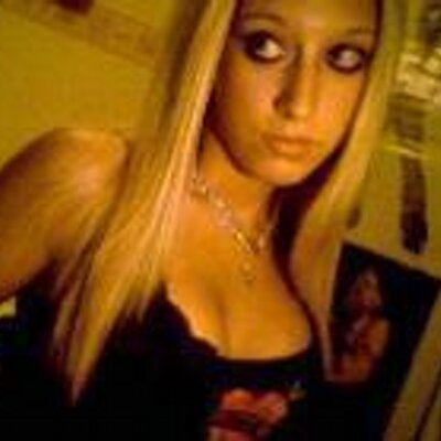 Profile Picture of Sasha Marshall (@necobonnerld) on Twitter