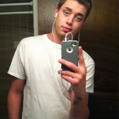 Profile Picture of Garret Wilder (@garretwinger) on Twitter