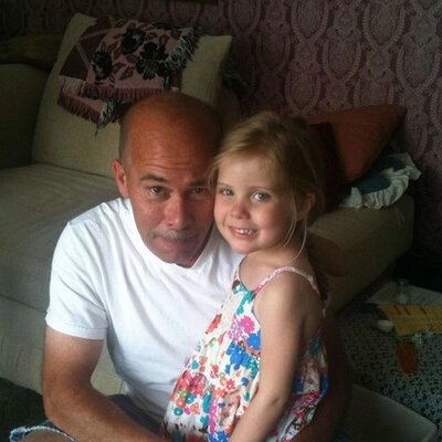Profile Picture of Richard Persinger (@raphvac) on Twitter
