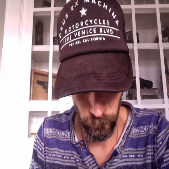 Profile Picture of Michael Dewinter (@dewinterlife) on Poshmark