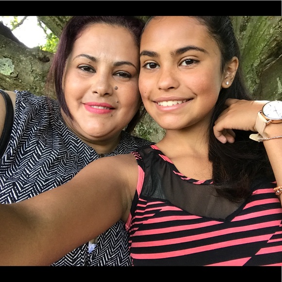 Profile Picture of Lillian Ramos (@maro_40) on Poshmark