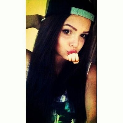 Profile Picture of Stella James (@StellaJames13) on Twitter