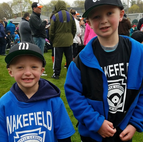 Profile Picture of Lisa Giberti (@lisa11683) on Poshmark