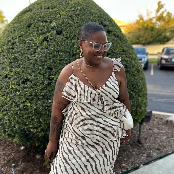 Profile Picture of Southernsoleccentric Southernsoleccentric (@tatyanadenson) on Poshmark