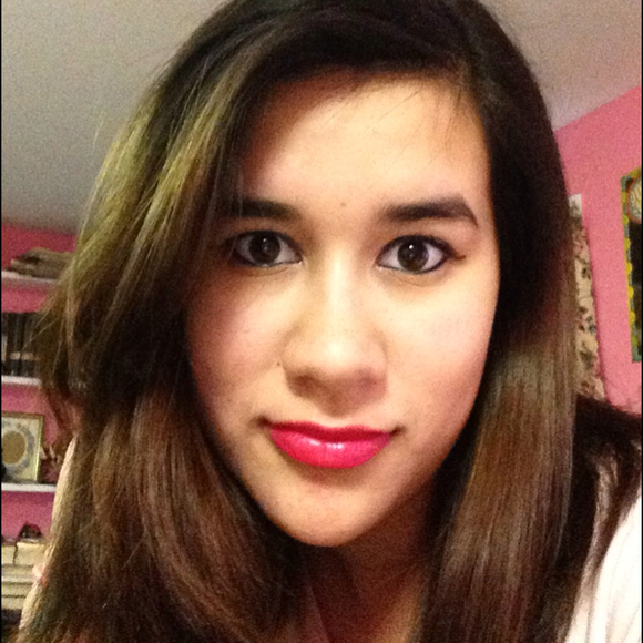 Profile Picture of Crystal Lassiter (@angelluvsu888) on Poshmark