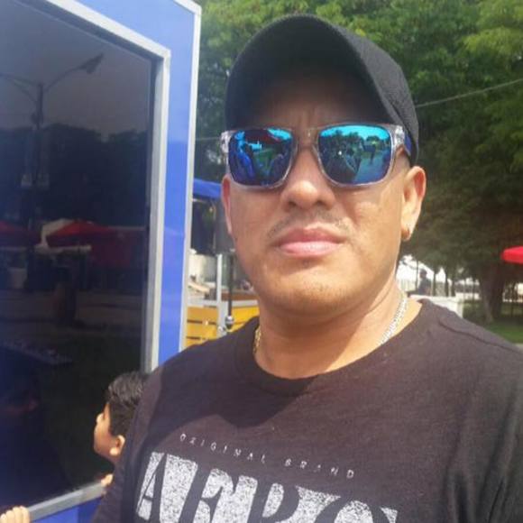 Profile Picture of Luis Moreno (@luismoreno603) on Poshmark