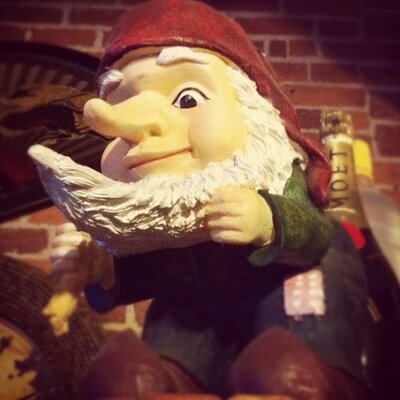 Profile Picture of Brian Beecroft (@brianthai9) on Twitter