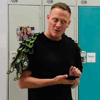 Profile Picture of Antony Cotton (@antonycotton) on Twitter