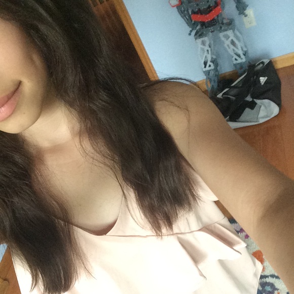 Profile Picture of Lucy Quinn (@soonsavingcash) on Poshmark