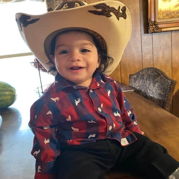 Profile Picture of Javier Perez (@javierperez103) on Poshmark