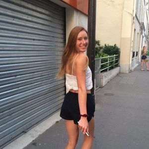 Profile Picture of Laurel Nelson (@laurelson) on Myspace