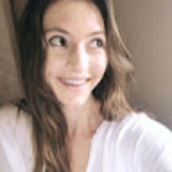 Profile Picture of Shannon Daley (@shannondaley17) on Poshmark