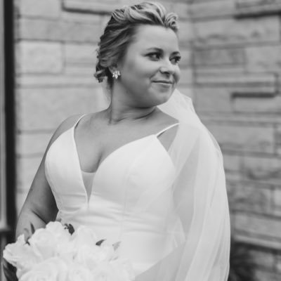 Profile Picture of Mackenzie Hanson (@kenziehanson) on Twitter