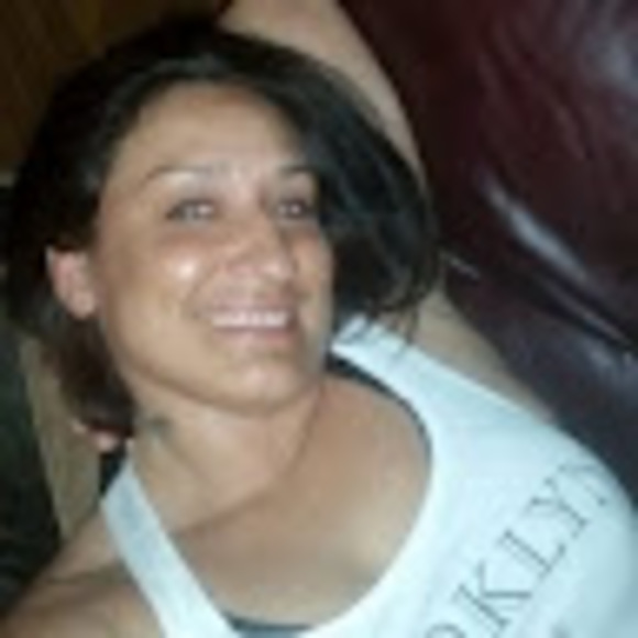 Profile Picture of Carrie Gasperino (@cgasperino6) on Poshmark