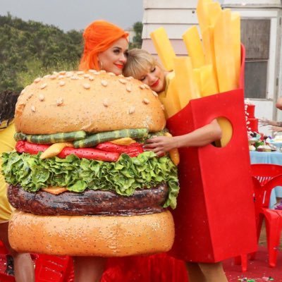 Profile Picture of Crystal Russom ♫ (@Narniakid) on Twitter