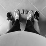 Profile Picture of Charlotte, Jason and Poppy (@youmeandpeamakesthree) on Instagram