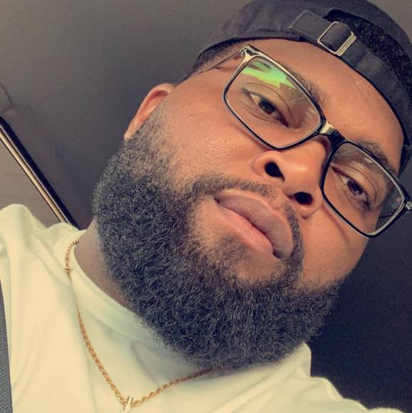 Profile Picture of Michael Starts (@93bigmike93) on Poshmark