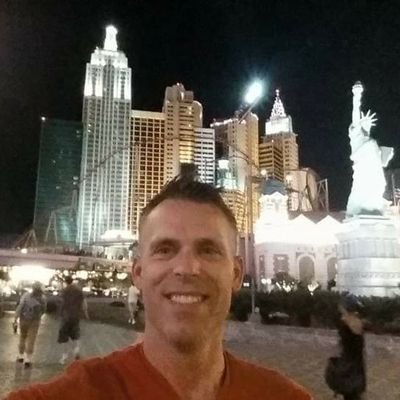 Profile Picture of John Charles (@JohnCha61203081) on Twitter