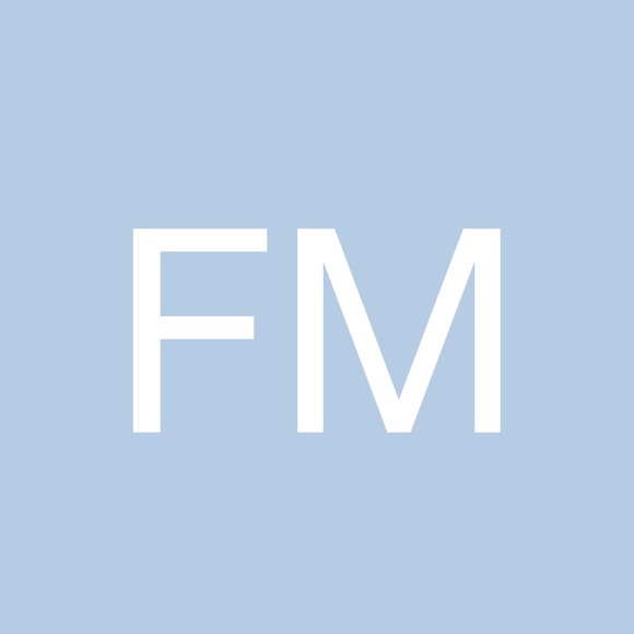Profile Picture of Fran Mitchell (@davisfran) on Poshmark