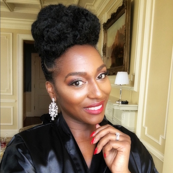 Profile Picture of Yanika Cokley (@brownsuganika) on Poshmark