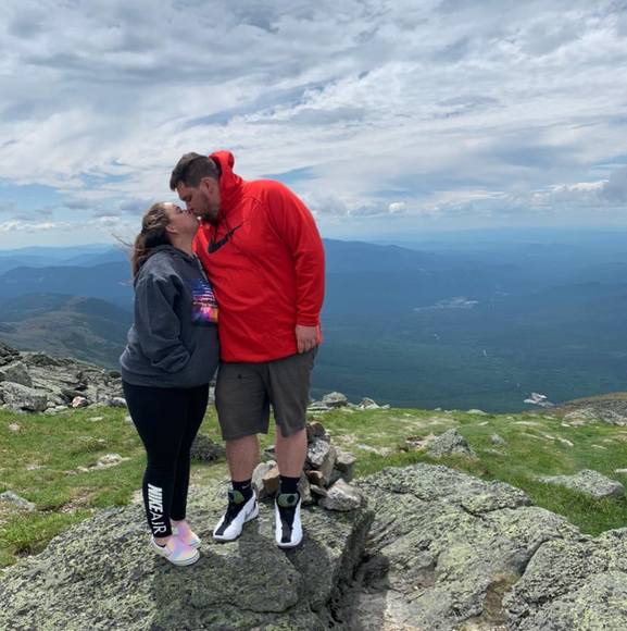 Profile Picture of Alexa Ross (@lexi2889) on Poshmark