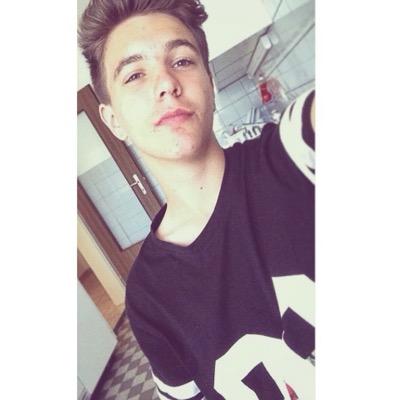 Profile Picture of Ben Fielding (@benfielding21) on Twitter