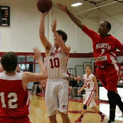 Profile Picture of Hunter Chadwick (@hu11183054) on Twitter