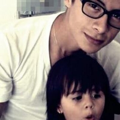 Profile Picture of Hugo F. Viveros (@HugoFViveros) on Twitter