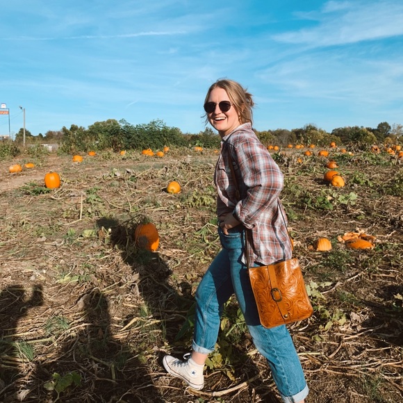 Profile Picture of Julia Street (@jujustreet) on Poshmark