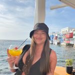 Profile Picture of 🦋JILLIAN LEE 🦋 (@jillianlarson) on Instagram