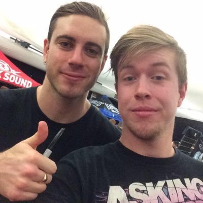 Profile Picture of Nicholas Lloyd (@Lloyd33Nick) on Twitter