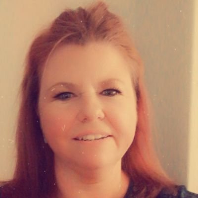 Profile Picture of Debbie Hubbard (@debbiehubbard74) on Twitter