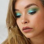 Profile Picture of Robin Paton-Copley (@robinambermakeup) on Instagram