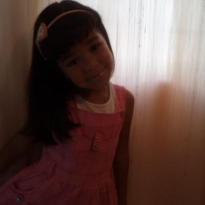 Profile Picture of Amanda Paulino Castr (@alice345674) on Twitter