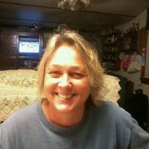 Profile Picture of Lisa Fay Moore (@lmoore1886) on Myspace
