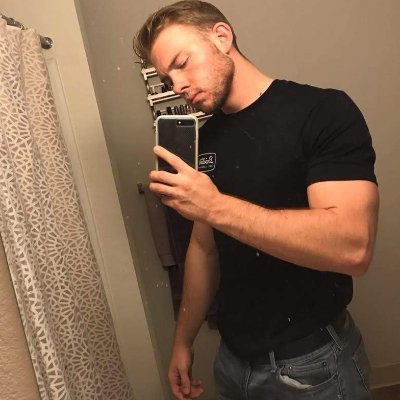 Profile Picture of Klap (@JaredLarsen17) on Twitter