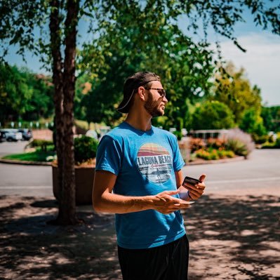 Profile Picture of Tom Klem (@tomklem1) on Twitter