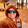 Profile Picture of D (@LO) on Tiktok