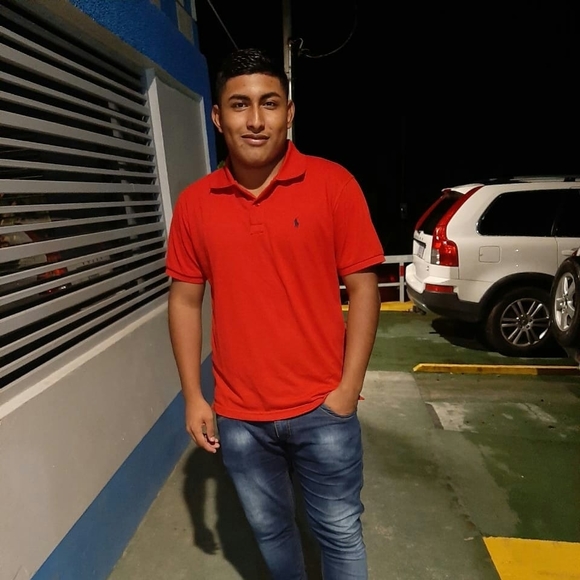 Profile Picture of Jose Quijano (@ritoking13) on Poshmark