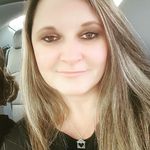 Profile Picture of jami wade (@buttongirl74) on Instagram