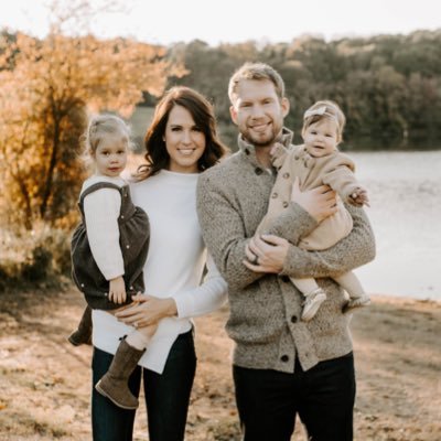 Profile Picture of April Reimer (@april_reimer) on Twitter