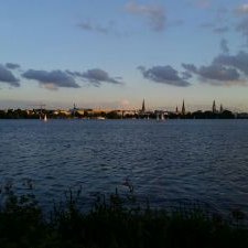 Profile Picture of L M L N J (@FuchshofenJule) on Twitter