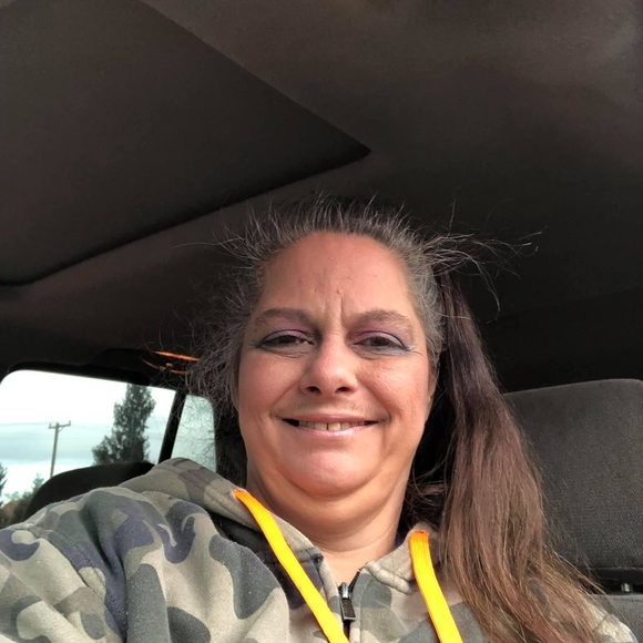 Profile Picture of Kimberly Corey (@crzypogogame) on Poshmark